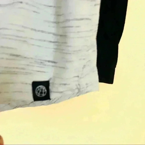 Free Planet Boho Gray & Black “Ohm” Cotton Blend Light Weight Hoodie Size L - Picture 5 of 9